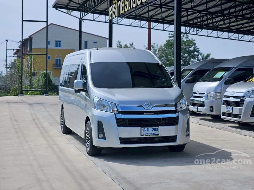 2020 Toyota Commuter Van