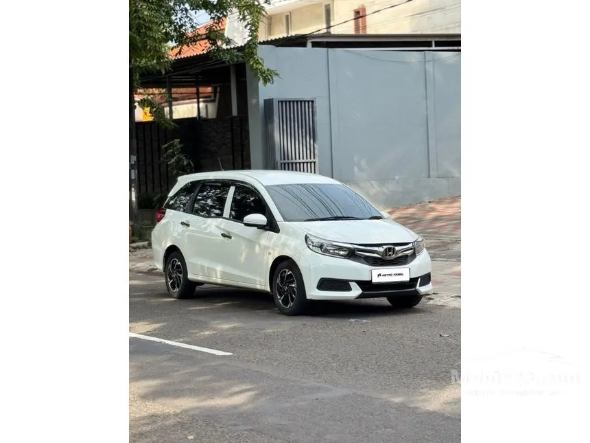 Jual Mobil Honda Mobilio 2020 S 1.5 di Jawa Timur Manual MPV Putih Rp 149.999.000