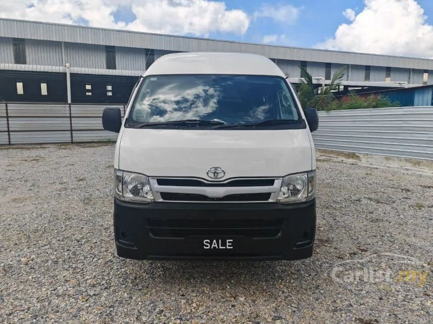 2012 Toyota Hiace Window Van