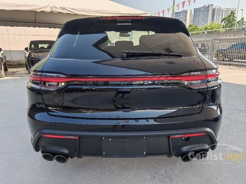 2022 Porsche Macan SUV