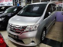 2013 Nissan Serena 2.0 Highway Star Paronamic MPV