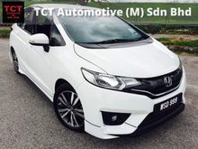 Honda Jazz 1.5 (A) V-Spec **FULL SERVICE RECORD STILL UNDER HONDA WARRANTY**Promotion Free Insurance, Free Roadtax, Free Installment*