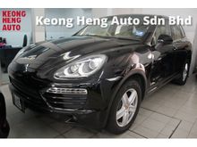 (Ori 2O11)(51K Km Low Mile)(JPN Spec) (Sunroof, 2 Elec Seat) (Like New Car) (Accident Free) (YEAR END OFFER) (CALL FOR BEST PRICE) Porsche Cayenne 3.6