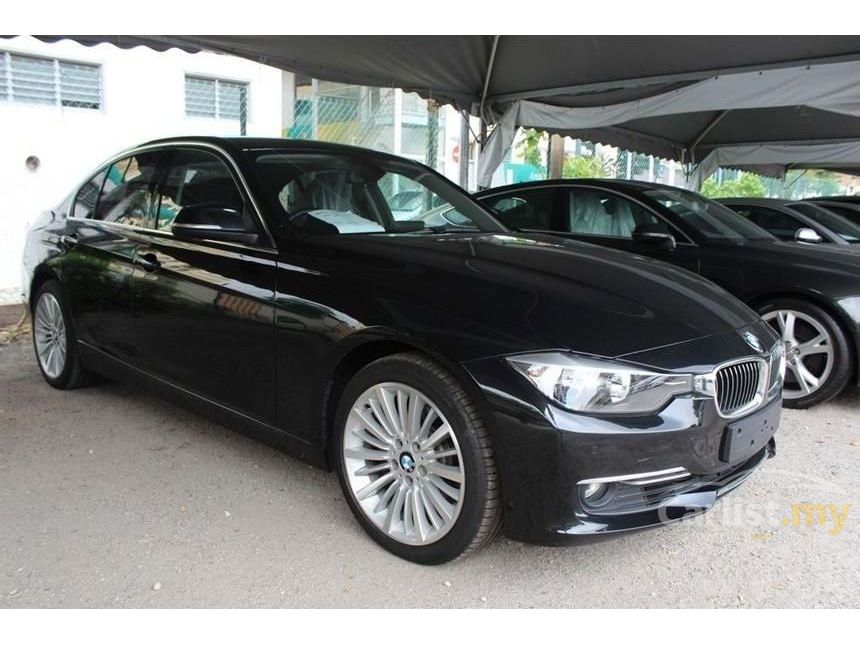 2013 BMW 328i Luxury Line Sedan