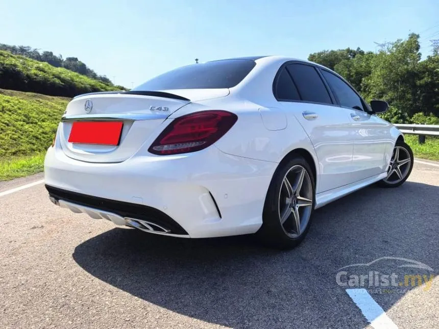 2014 Mercedes-Benz C180 Sedan