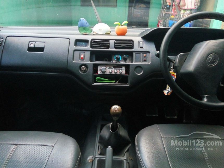 1998 Toyota Kijang MPV Minivans