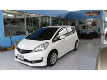2011 Honda Jazz 1.5 (ปี 08-14) SV i-VTEC Hatchback AT