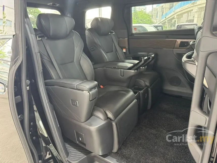 2024 Toyota Alphard Executive Lounge MPV