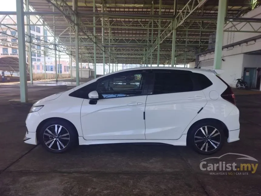 2021 Honda Jazz V Hatchback