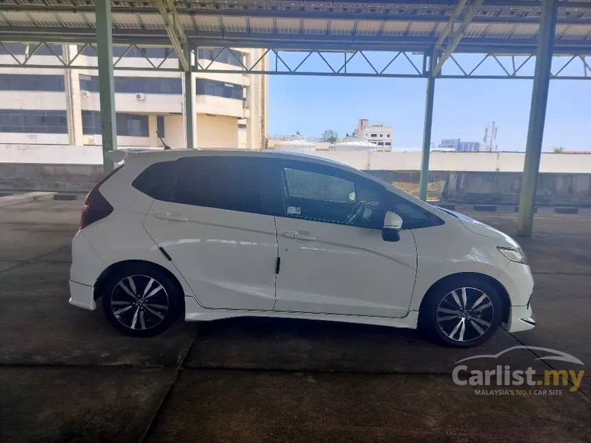 2021 Honda Jazz V Hatchback