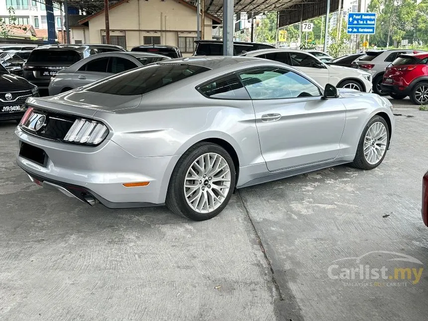 2017 Ford MUSTANG Coupe