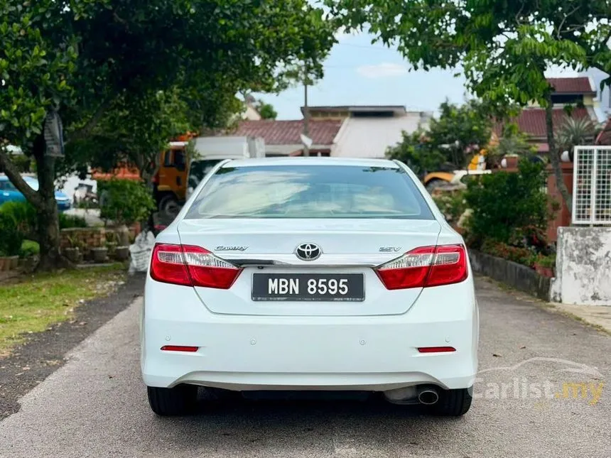 2012 Toyota Camry V Sedan