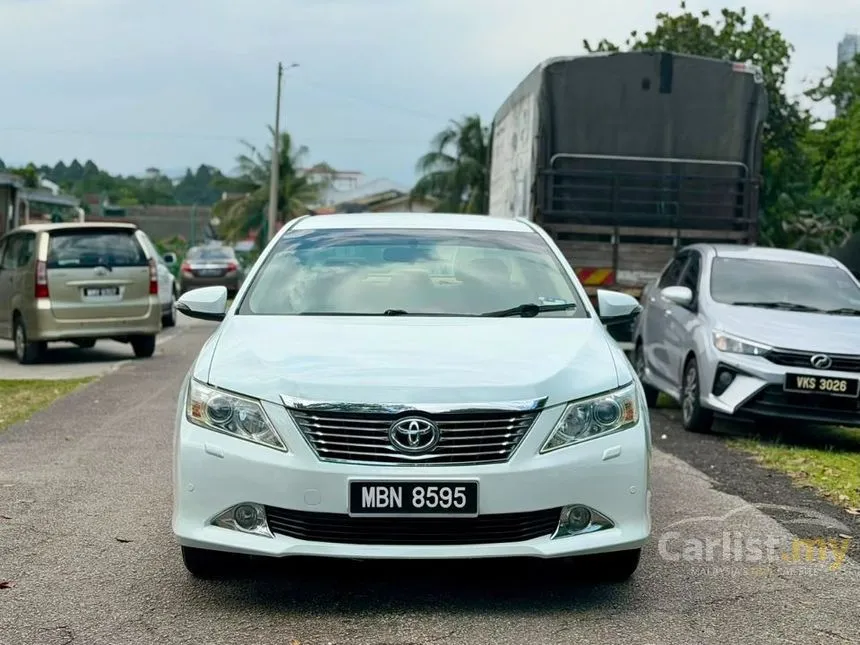 2012 Toyota Camry V Sedan