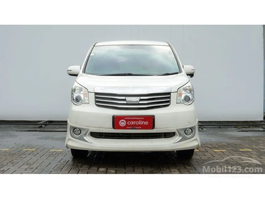 Jual Mobil Toyota NAV1 2014 Luxury V 2.0 di Banten Automatic MPV Putih Rp 155.000.000