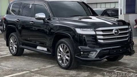 Kupas Tuntas Semua Tipe Toyota Land Cruiser LC300, Mana yang Paling Layak Diburu?