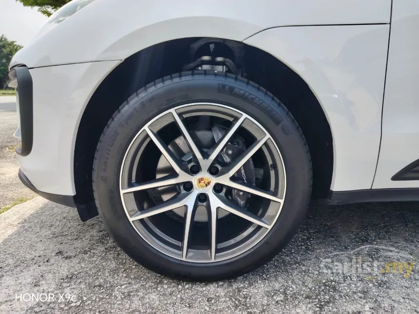 2023 Porsche Macan SUV