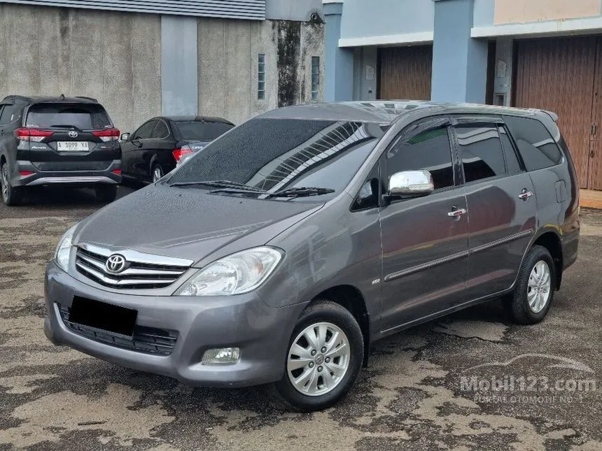 Jual Mobil Toyota Kijang Innova 2010 V Luxury 2.0 di DKI Jakarta Manual MPV Abu