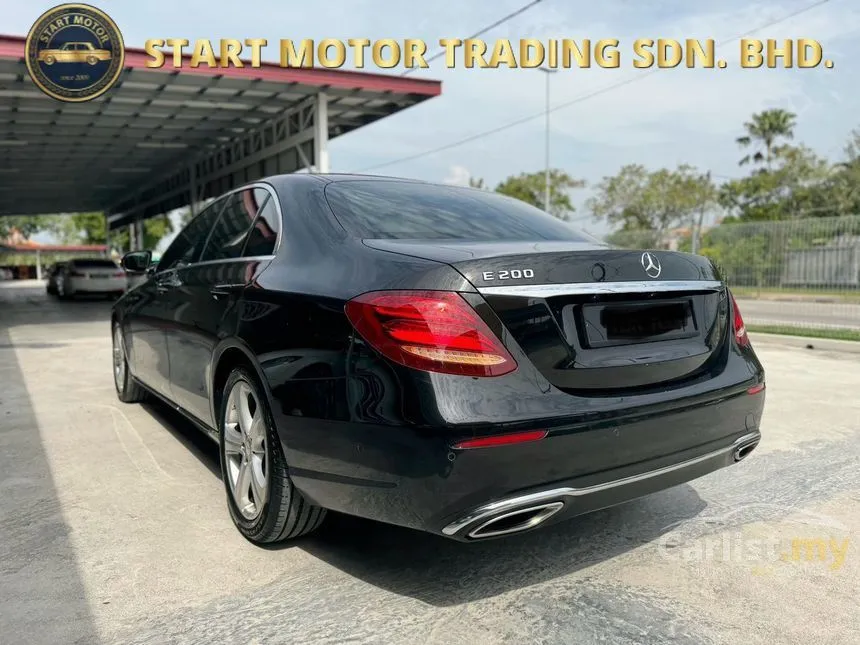 2016 Mercedes-Benz E200 Avantgarde Sedan