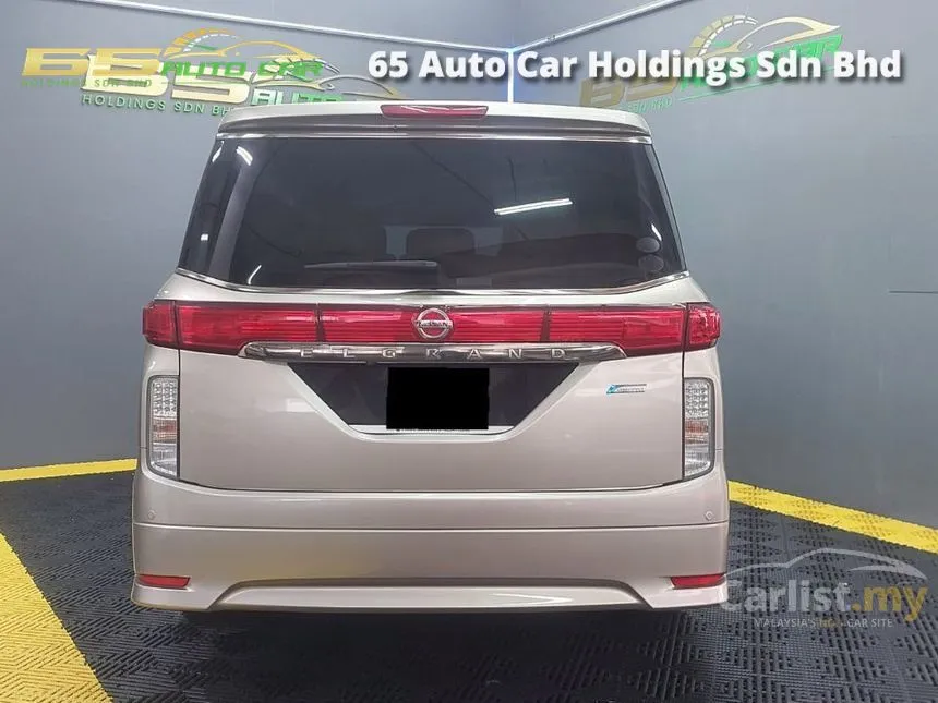 2011 Nissan Elgrand High-Way Star MPV
