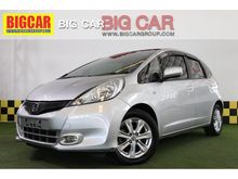 2011 Honda Jazz 1.5 (ปี 08-14) V i-VTEC Hatchback AT