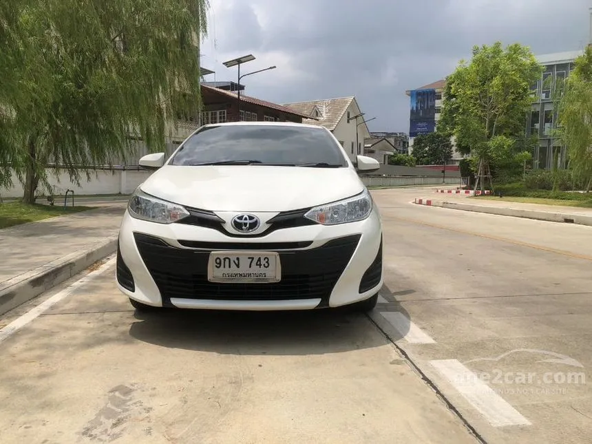 2019 Toyota Yaris Ativ J Sedan