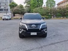 2015 Toyota FORTUNER 2.4 (ปี 15-25) 2.4 V SUV AT