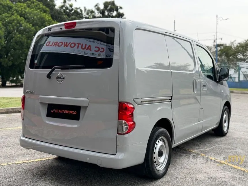 2015 Nissan NV200 Panel Van