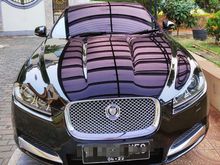 2013 Jaguar XF 2.0 Premium Luxury Sedan