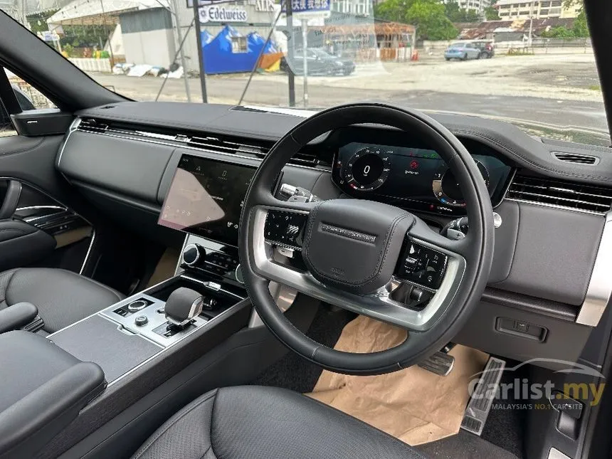 2022 Land Rover Range Rover D300 Vogue SUV