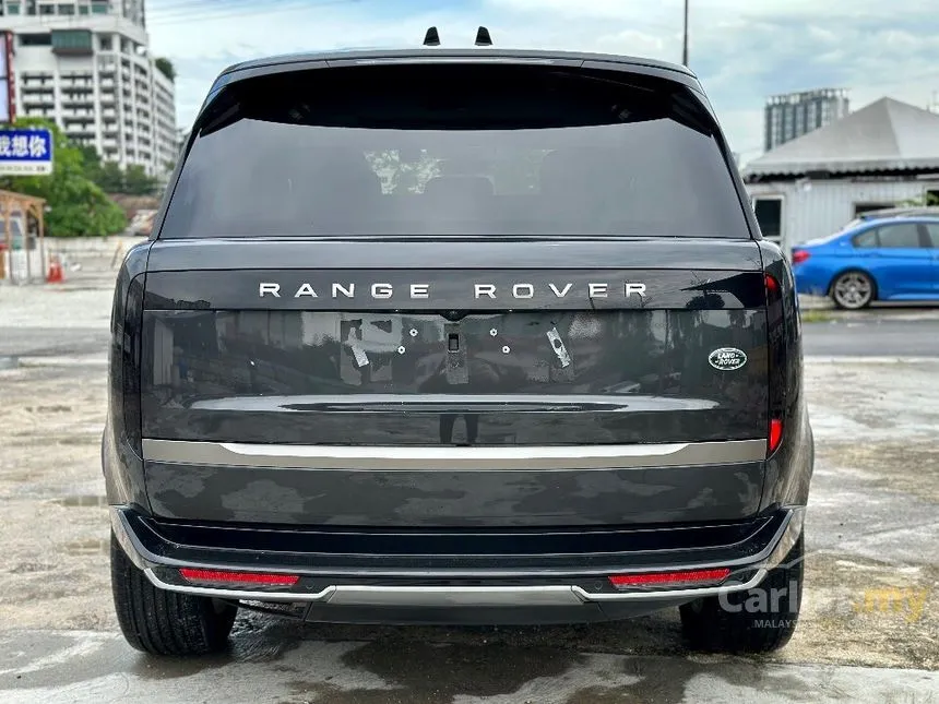 2022 Land Rover Range Rover D300 Vogue SUV