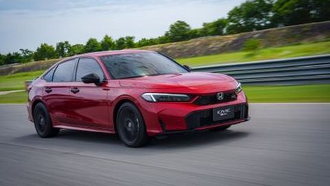 Honda Civic e:HEV 2026 เกียร์ใหม่ S+ พร้อม BSI
