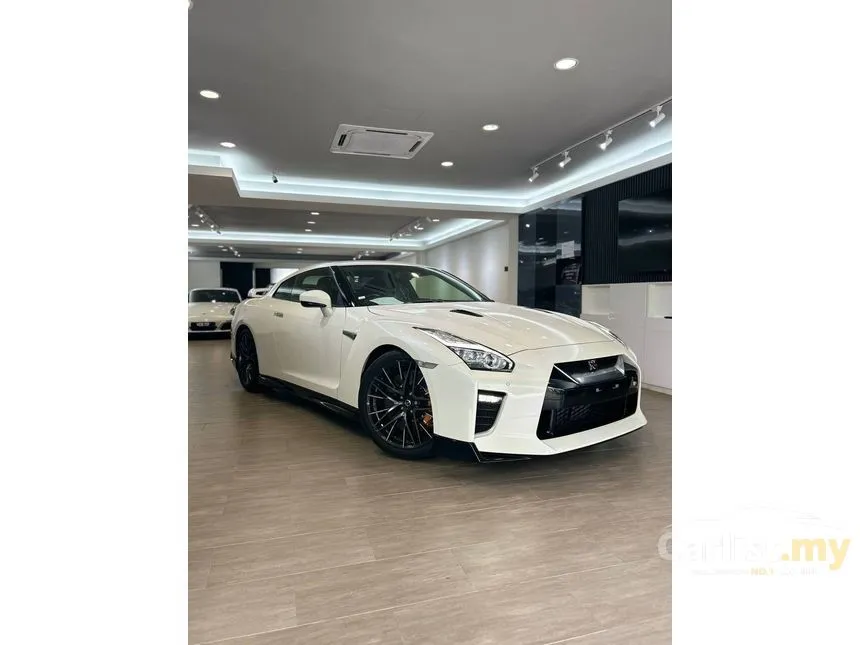 2019 Nissan GT-R Recaro Coupe