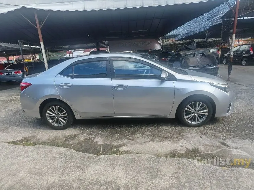 2015 Toyota Corolla Altis E Sedan