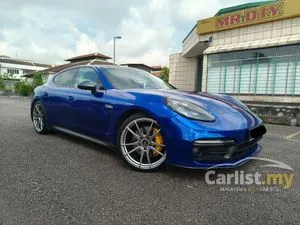 2011 Porsche Panamera 4.8 Turbo Hatchback