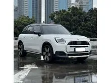 2025 MINI Countryman 2.0 S ALL4 Favoured Trim SUV