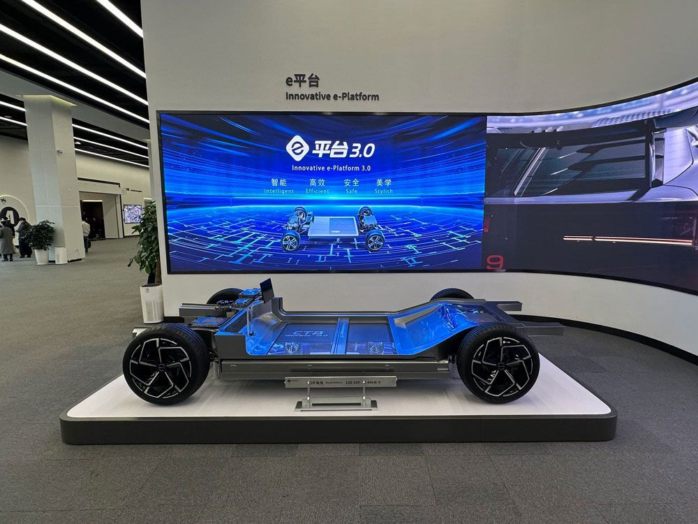 China Bikin Baterai Mobil Listrik Mampu Full Charge dalam 11 Menit