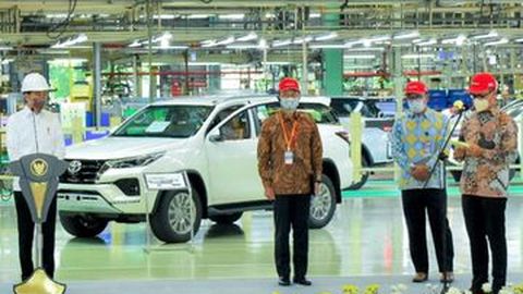 Tiga Bulan, Ekspor Mobil Toyota Rakitan Indonesia Nyaris 80 Ribu Unit