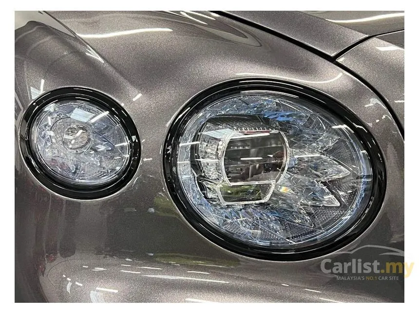 2021 Bentley Flying Spur V8 First Edition Sedan