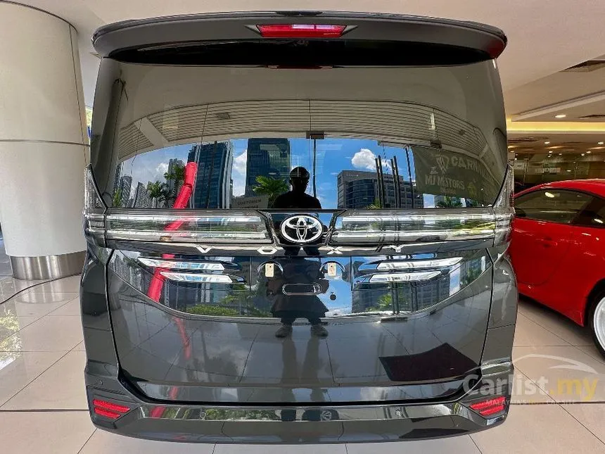 2023 Toyota Voxy S-G MPV