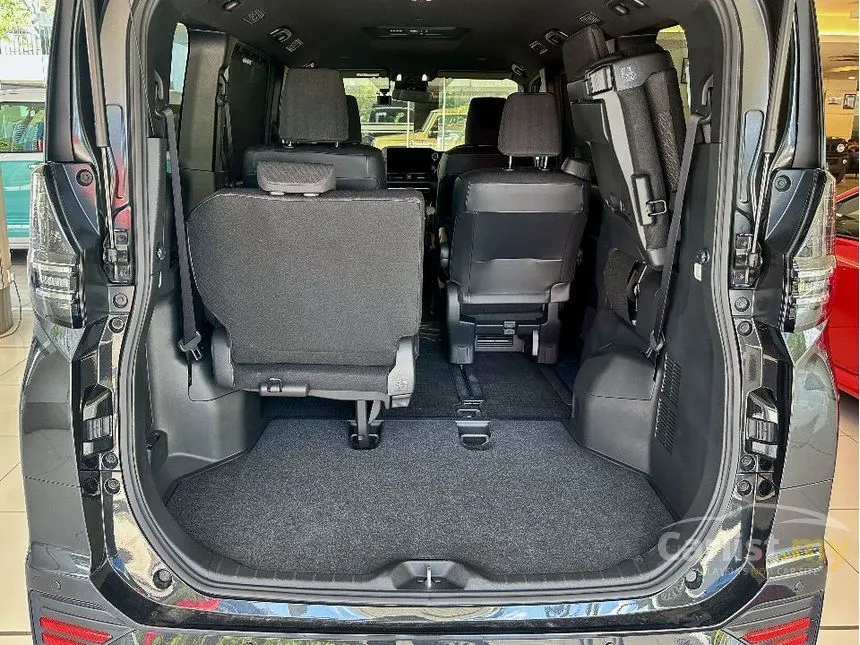 2023 Toyota Voxy S-G MPV