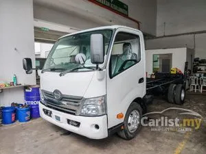 2026 Hino 300 Series 4.0 XZU712  Lorry
