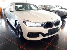 2015 BMW 740Li 3.0 M Sport FREE SERVICE , PRICE NEGO , YEARS END PROMOTION , FULLY LOADED