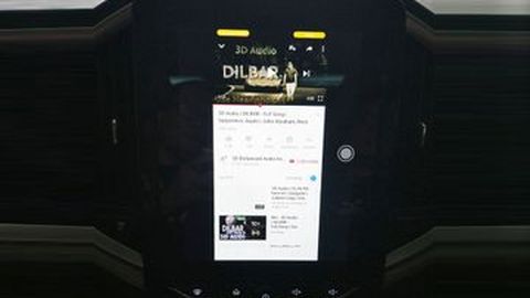 Head Unit Besar Wuling Almaz Bisa Setel YouTube Hingga Spotify
