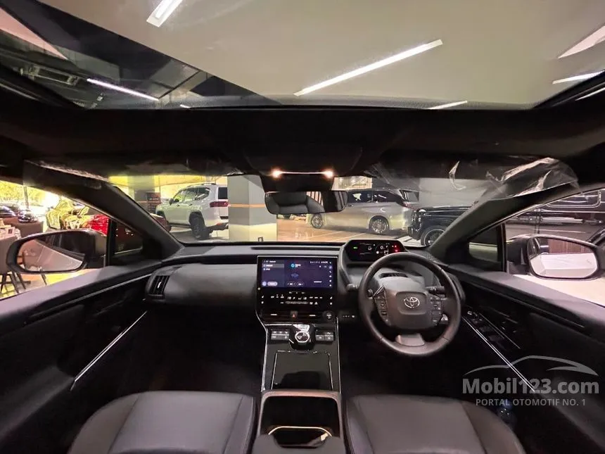 2023 Toyota BZ4X (2 Tone) SUV