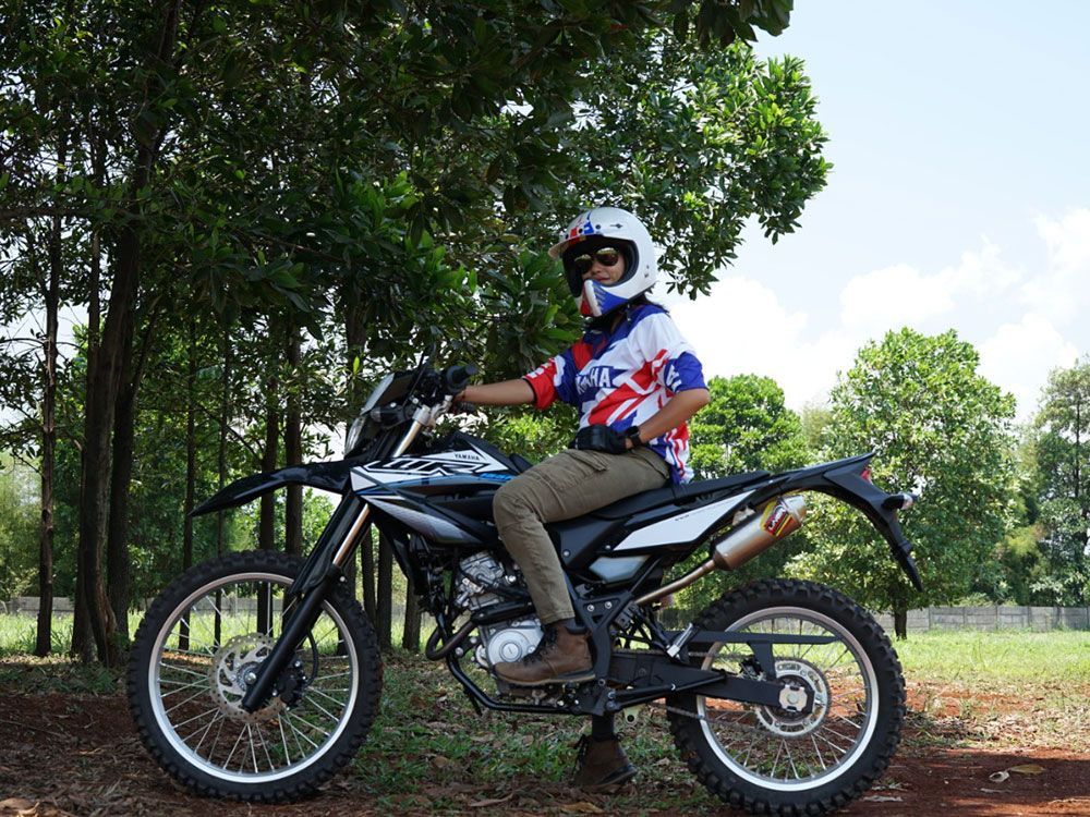 Cerita Abrina WK Kepincut Yamaha WR 155R