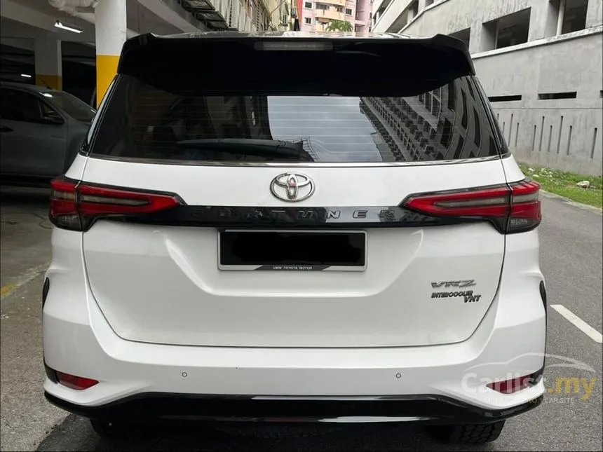 2022 Toyota Fortuner VRZ SUV