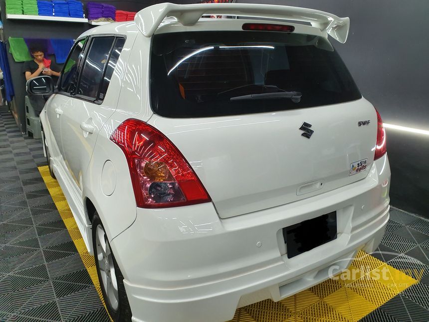 2011 Suzuki Swift Premier Hatchback