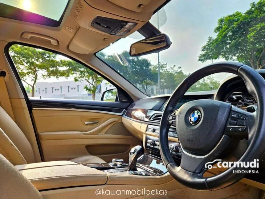 2015 BMW 528i Luxury Sedan