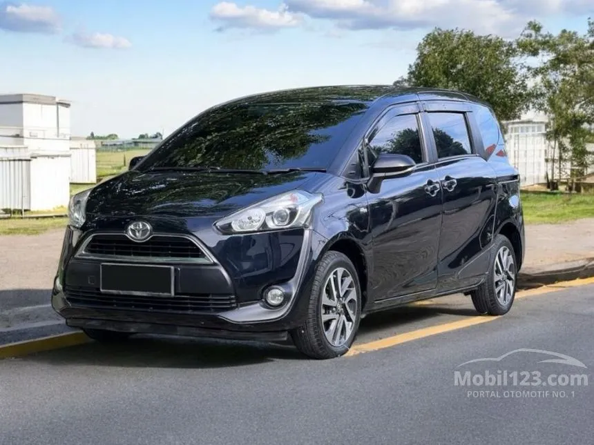 Jual Mobil Toyota Sienta 2016 V 1.5 di Jawa Timur Automatic MPV Hitam Rp 175.000.000