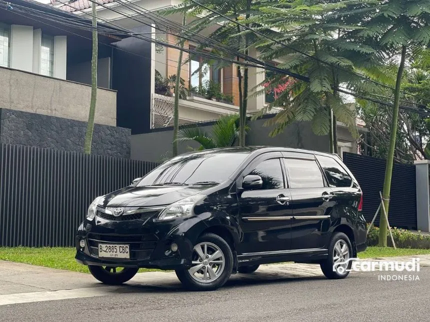 2012 Toyota Avanza Veloz MPV